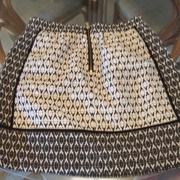J. Crew Dresses & Skirts - JCrew skirt- geometric pattern
